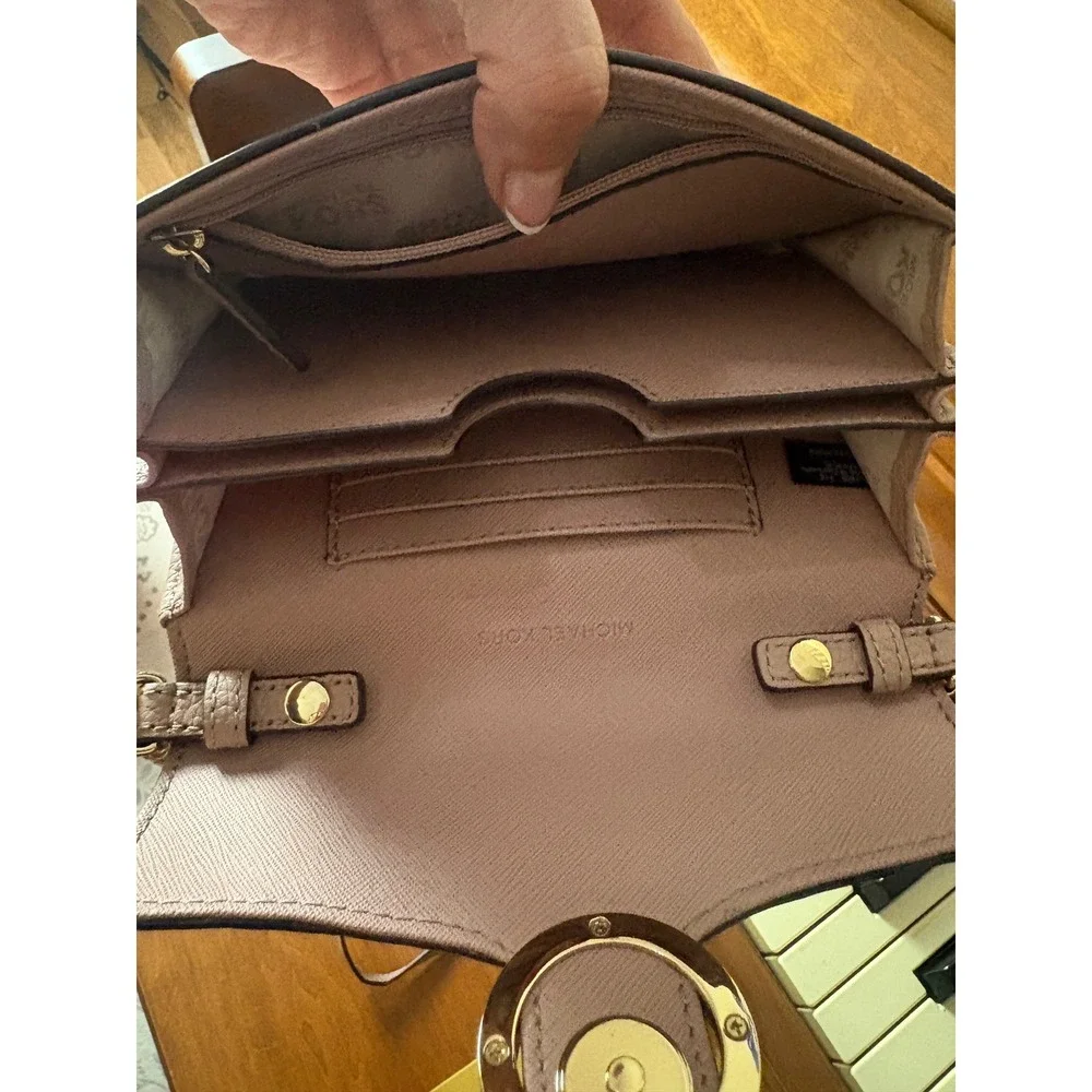 Michael Kors Logo Lock Flap Crossbody Pebbled Leather Chain‎ Strap Bag